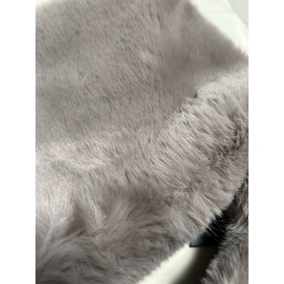 Vegan Faux Fur Handbag With Gold Chain -12" x 8" - Expressions NYC - Picture 10 of 10